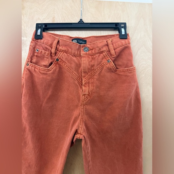 Zara Stylish Orange Women's Jeans With Detailed Stitching - Picture 5 of 12